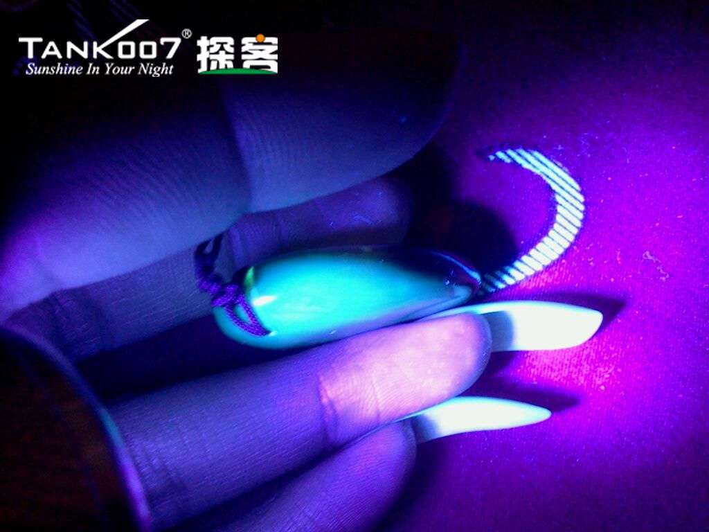 古玩玉石防偽鑒定（dìng）檢測（cè）燈（dēng）探客（kè）TANK007 UV-AA01